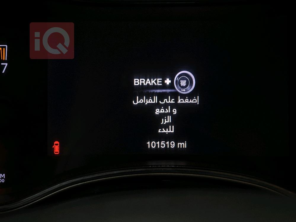 جیپ گراند شیرۆکی